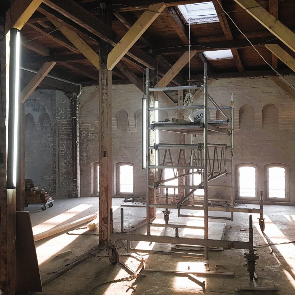 a963a8a7-c344-423f-a632-13c309da9bc8 1